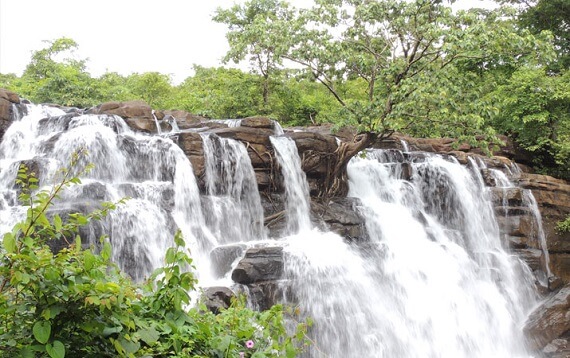 Saavdav Waterfall